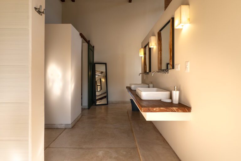 bathroom00005