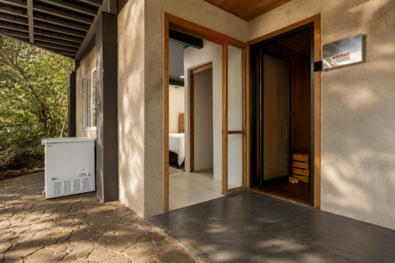 downstairs_casita00001